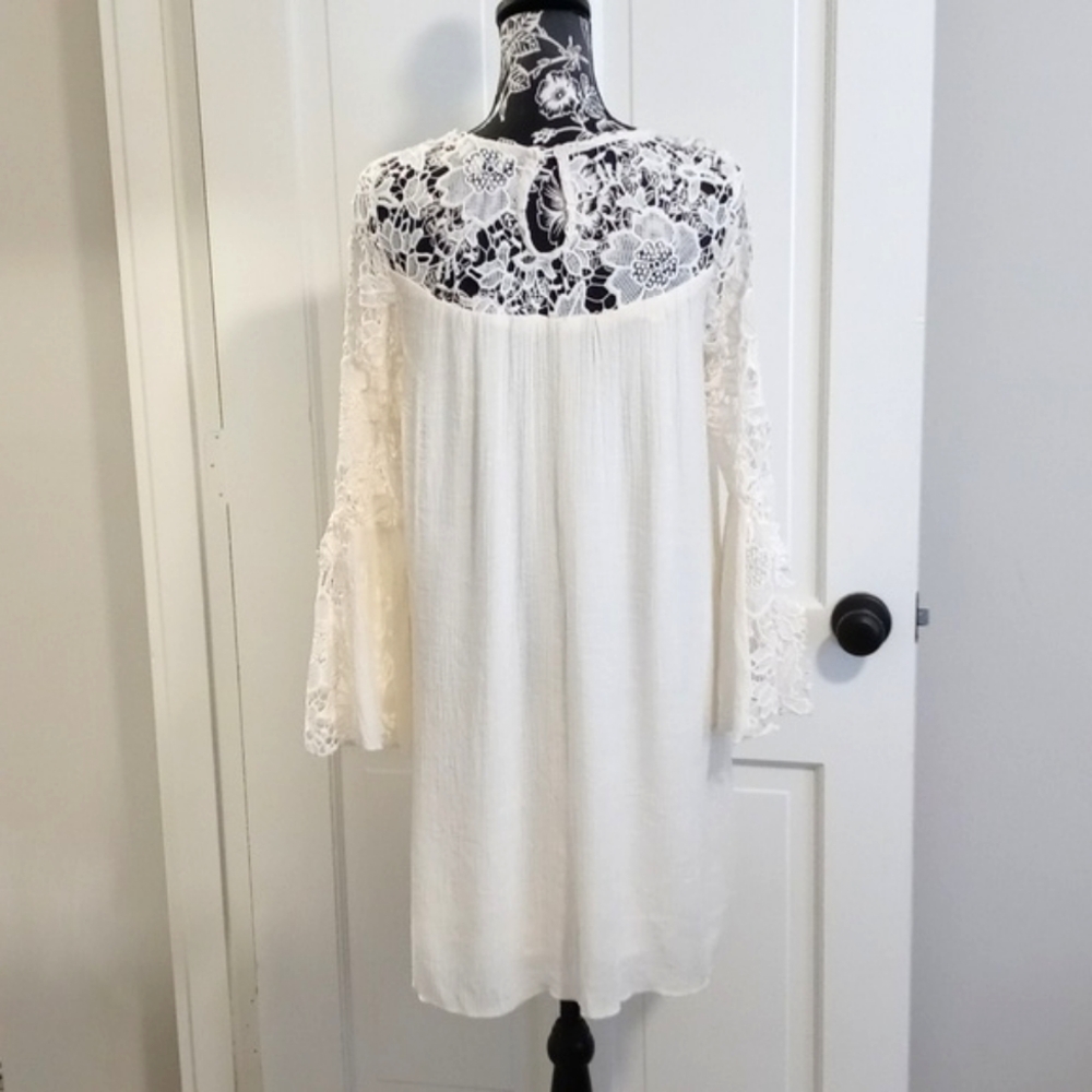 🌞J. Gee🌞 - Cream Lace Crochet Bell Sleeve Boho Dress - Picture 2 of 13